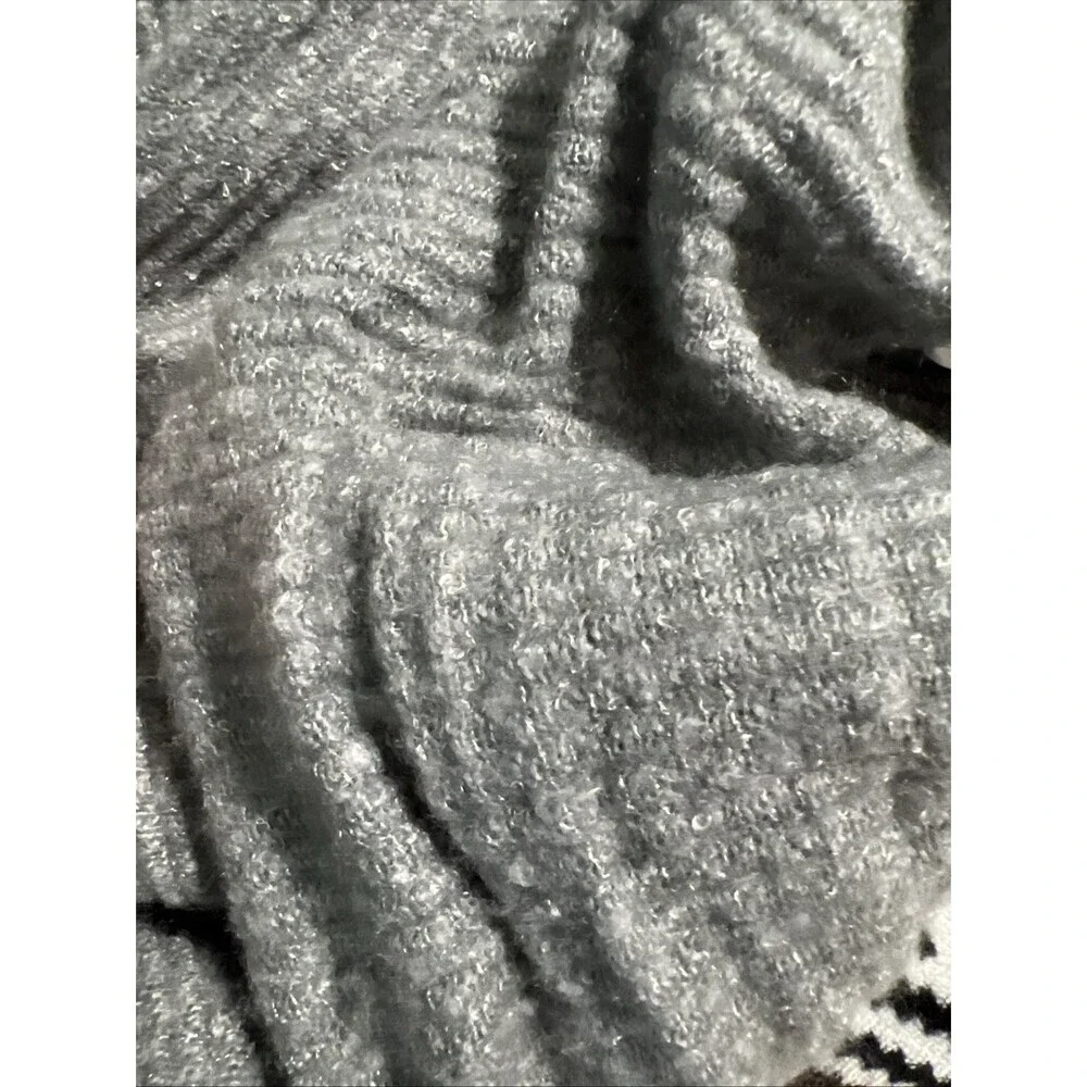 Capelli New York Scarf Grey NWT